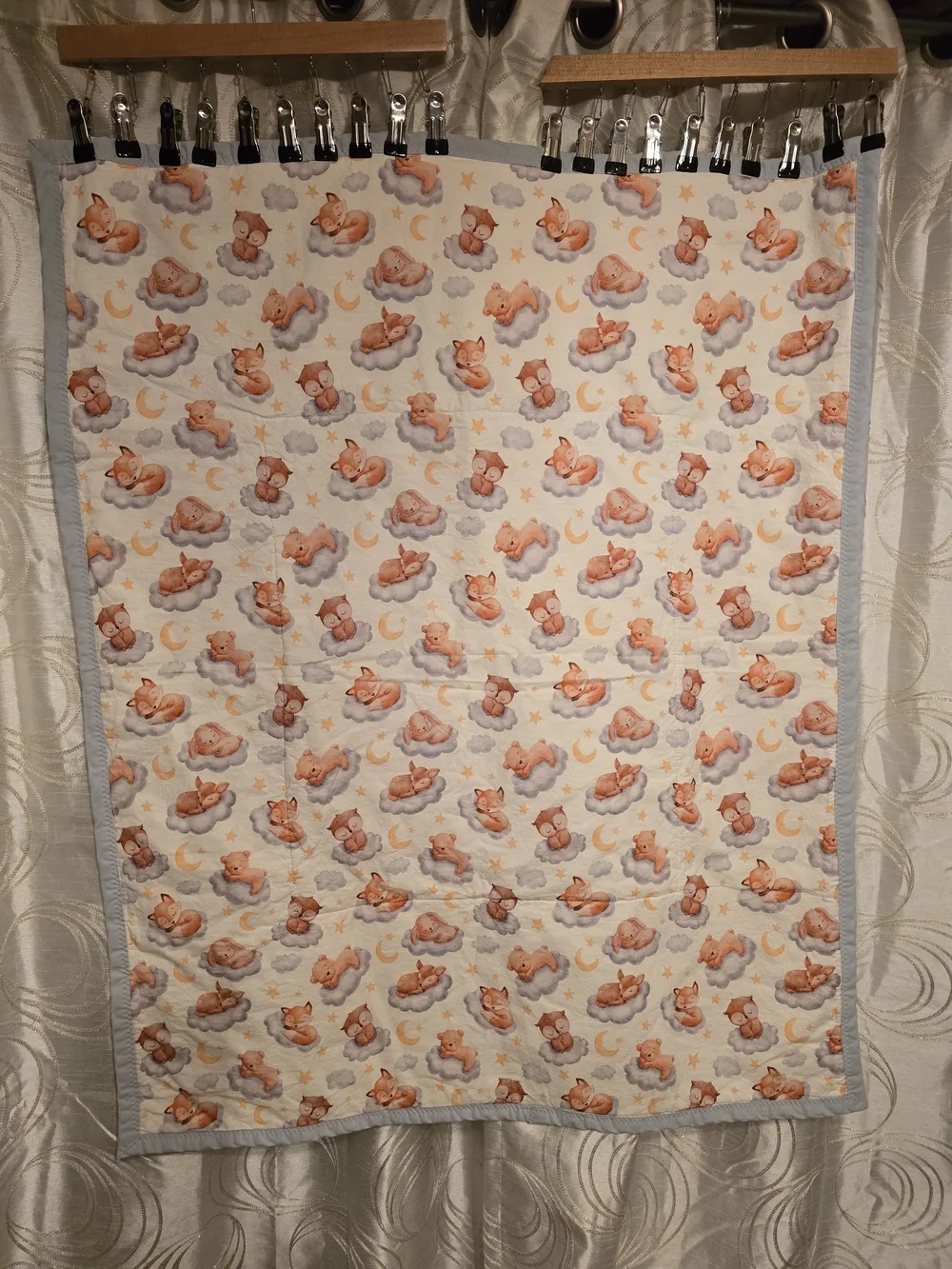 Unbranded Baby Bear & Cloud Printed Cream Blanket with Blue Trim